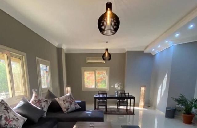 Beverly Hills Flat