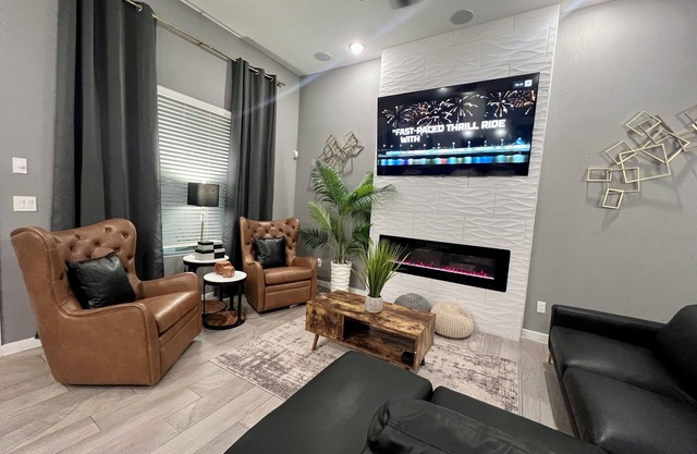 Beverly Home Charming 3-bedroom house with fitness room and AC in lovely El Paso