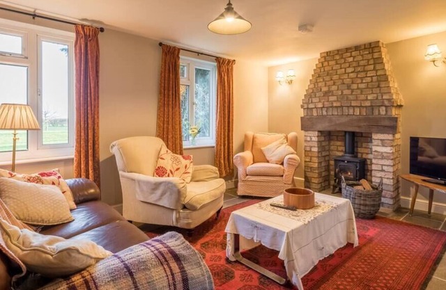 Bewick Cottage - Charming & Cosy Country Cottage