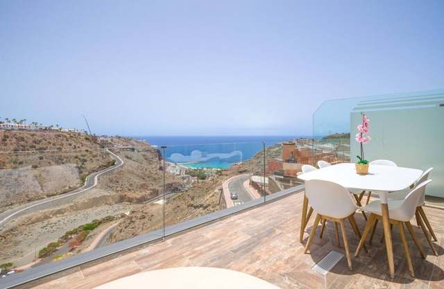 Beyond Amadores 11 By CanariasGetaway