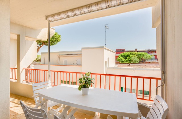 MÁS ALLÁ DE APARTAMENTOS MAR - AMPLIO APARTAMENTO