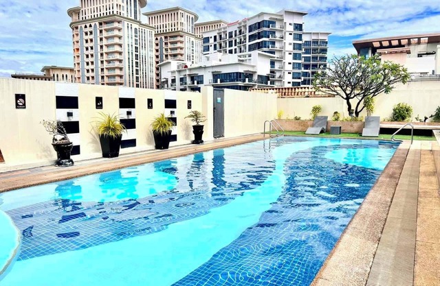 BGC Mckinley City Center Apartments