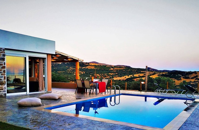 BH532 - B - Villa Rethymno