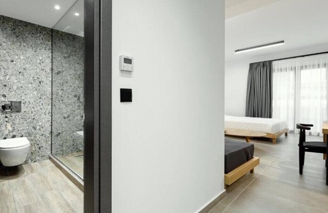 BH767 - C - Room Thessaloniki