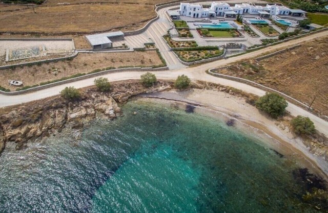 BH778 - C - Villa Paros