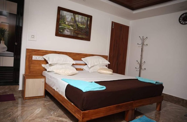 Bhuvanam homes 2-bedroom house in Pleasant Muttil South with WiFi