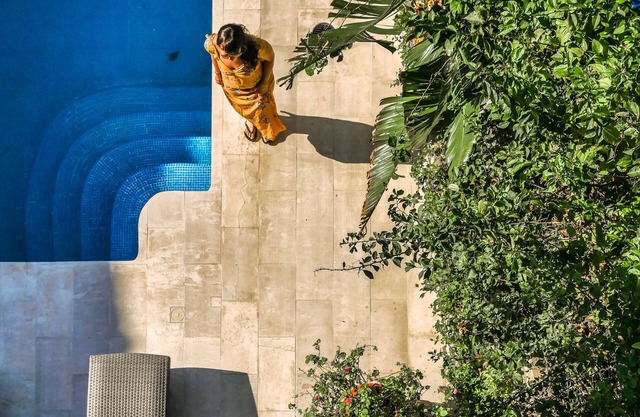 Bianni Beuú-Luxury House