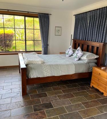 Bicheno getaway for two