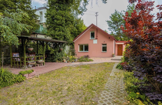 Bielszowicka 36A | Warsaw | Comfort House | Garden