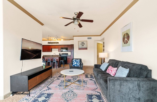 Big 2BD/2BA in Champion City Park 8333