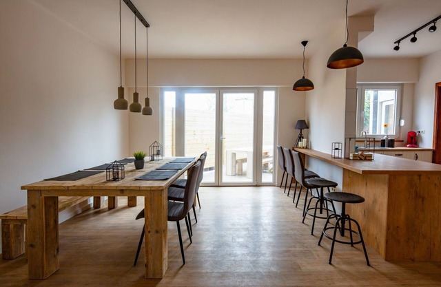 Big Baron Holiday Home Bruges - Aparcamiento gratuito