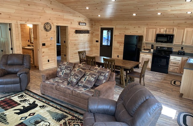 Big Bear Hideaway - St Germain Cabin 4 on St Germain River