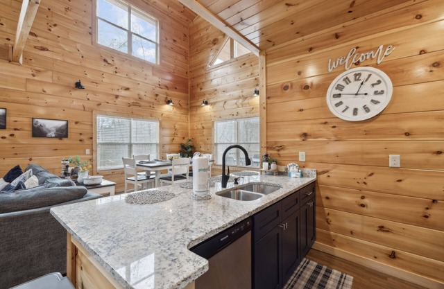 Big Bear Splash 2 Bedroom Cabin