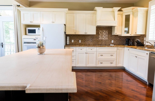 Big Beautiful Georgian Bay Family Cottage