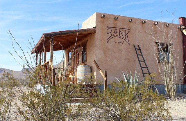 Alojamiento Big Bend en Ten Bits Ranch | Sala # 1 (El Banco)