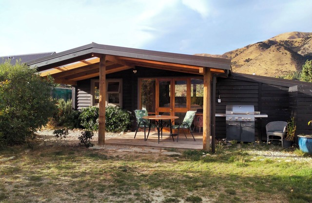 BIG DOGS Homestay