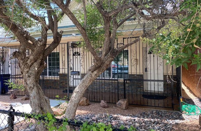 Big Family, Close to All, duplex A and B Downtown UTEP Hospitals