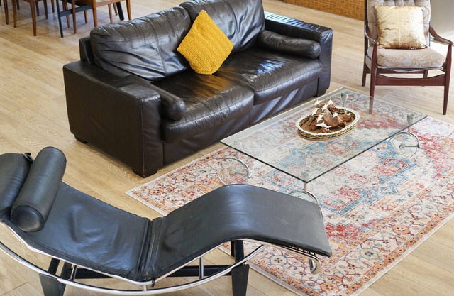 Big family house Easy to Airport