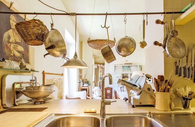 Gran casa en el centro de Milán, que parece estar en el país