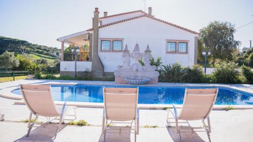 Big house with pool close to Sintra