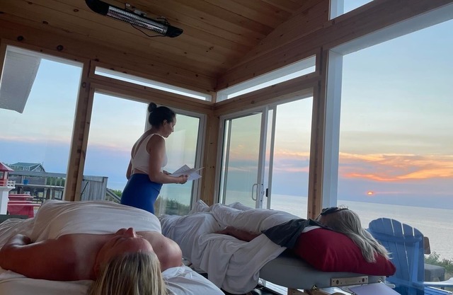 BigSky Sea Shanty: Enjoy Amazing Sunsets and Ocean Views from the Hot Tub !