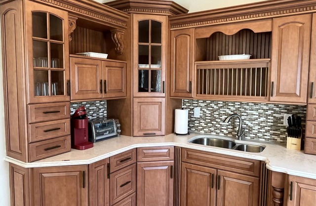 BigWave 1 -Total reno 1st fl, near ASV & Colleges