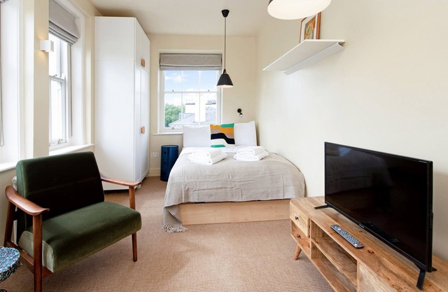 Bijou Studio With Garden Views Near Camden