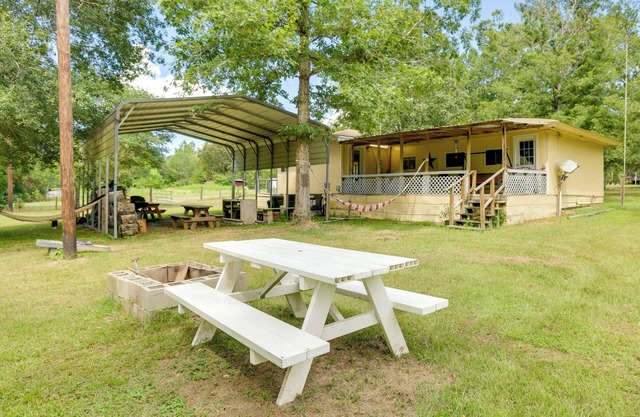 Bike & Hike On-Site: Inviting Cleveland Retreat!