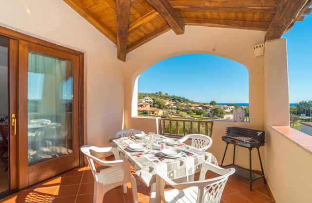 Bilocale piano primo vista mare