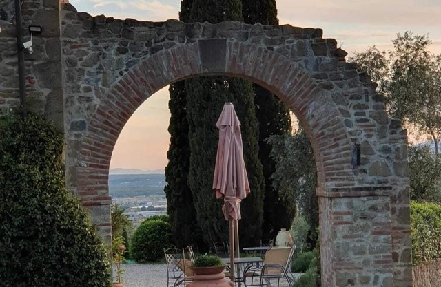 BIOAGRITURIDMO BENESSERE LA COLLINA CASA ROMEO UN OASIS DE TRANQUILO