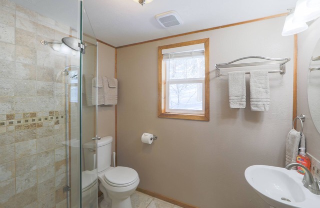 Birch Cabin-Cabaña-Baño con ducha-Queen