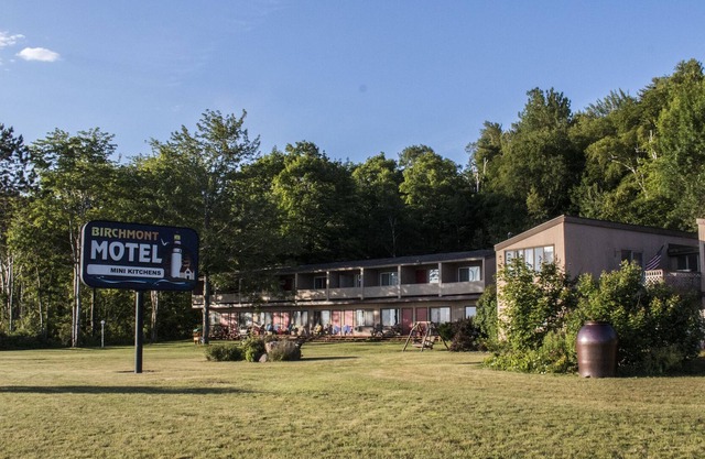 Birchmont Motel