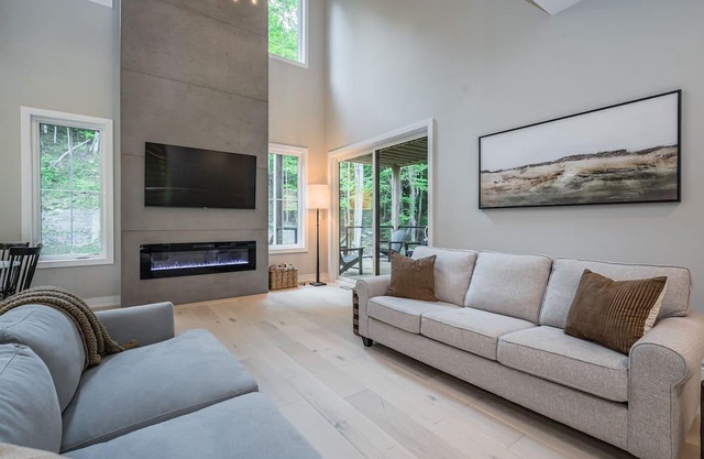 Birchwood Country House w/ AC & EV charger