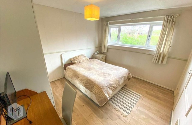 Birchwood Private Room for Homestay 2