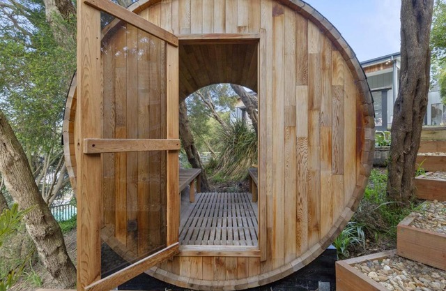 Bird House Wellness Retreat - Sauna Mineral Pool