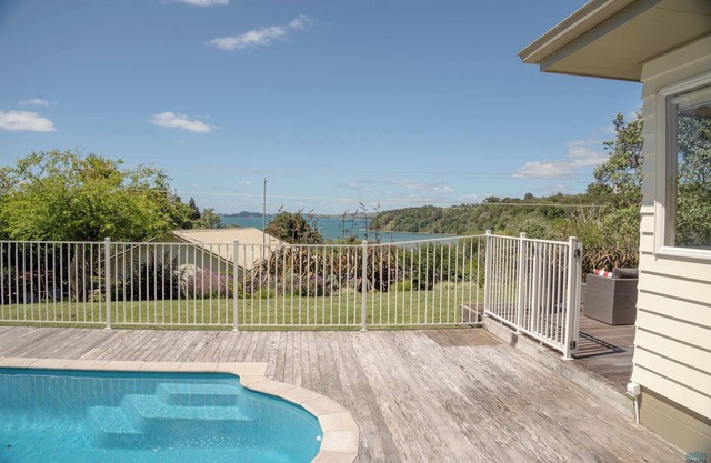Birdsong Beach House