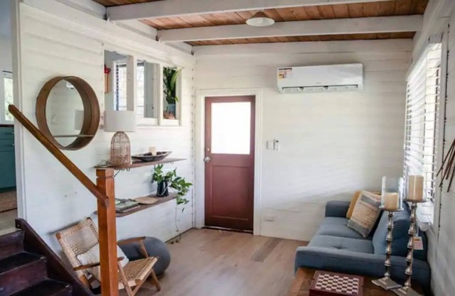 Birdsong Train Carriage Cabins