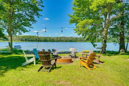 Bitely Cottage Rental Fire Pit and Beach!