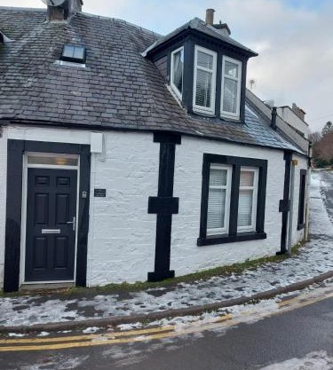 Black Cat Cottage