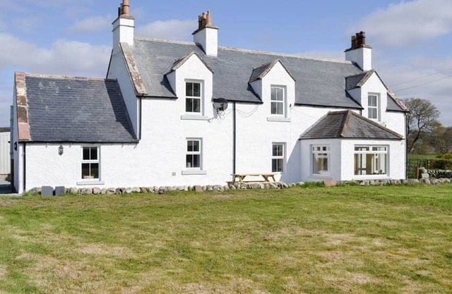 Blackloch - a house that sleeps 6 guests in 3 bedrooms