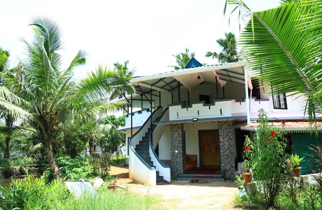 Bliss Homestay Munroe Island