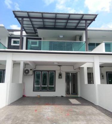 Bliss Homestay Sitiawan