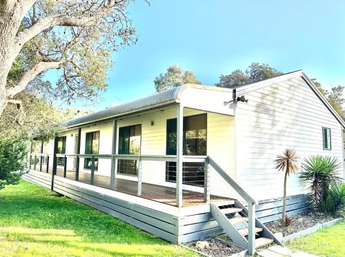 Bliss in Venus Bay - Welcome to 2025!