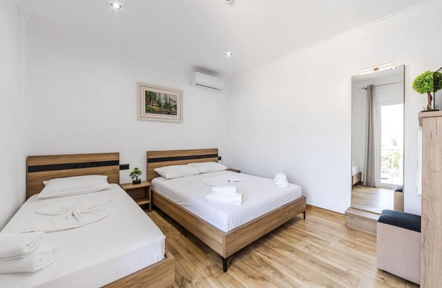 Bliss Triple Room by PikHost