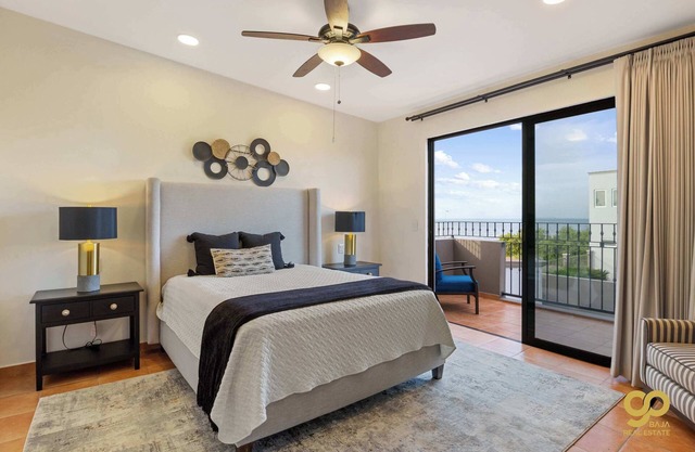 Blissful Bay Views, Steps to Beach, Private Yard