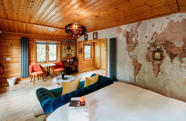 Blissful Corner Lodge Great Ayton Yorkshire - sleeps 2 guests with breakfast included