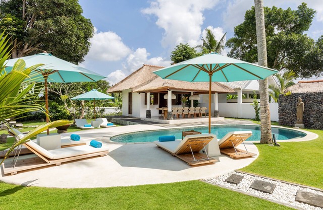 Blissful Hideaway: Secluded Resort Paradise