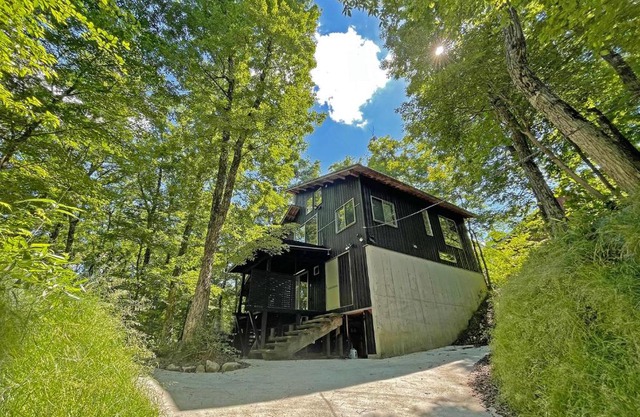 bLOCAL Hijiriko - Vacation House Surrounded by Nature for 18 Ppl