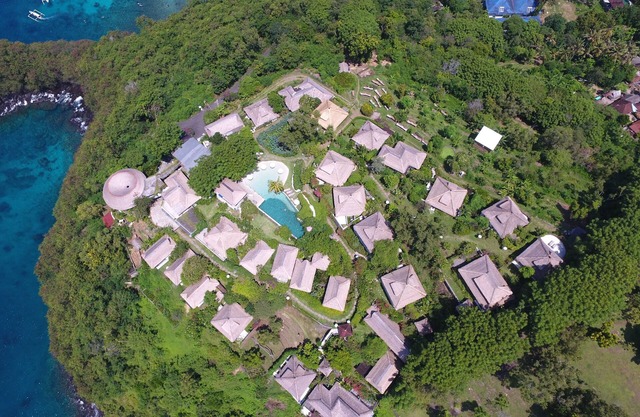 Bloo Lagoon Eco Village