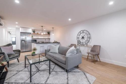 Bloomingdale Beauty - Sleeps 4 in Style